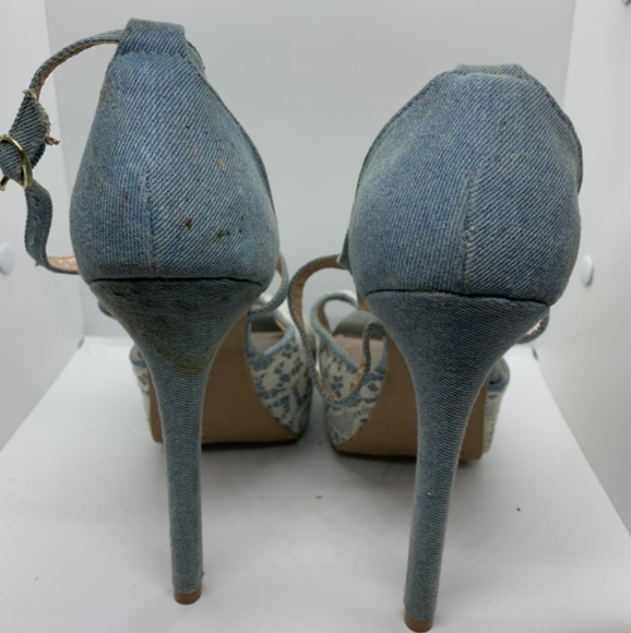 Heels - Picture 5 of 5